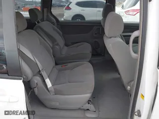 2004 Toyota Sienna LE with VIN 5TDBA23C14S022101, listed as a IAAI auction lot 41879798 with 99,964 mi miles. Bid and sale history available at carsss.com. Image 8.
