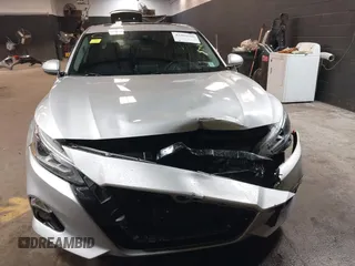 2019 Nissan Altima SV z VIN 1N4BL4DV1KC125884, wystawiony jako IAAI lot #42204200 z przebiegiem 75 388 mil mil oraz . Historia ofert i sprzedaży dostępna na DreamBid. Obrazek 12.