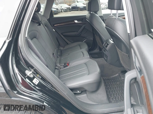 2018 Audi Q5 Premium Plus z VIN WA1BNAFY2J2008789, wystawiony jako IAAI lot #41899063 z przebiegiem 106 739 mil mil oraz . Historia ofert i sprzedaży dostępna na DreamBid. Obrazek 8.