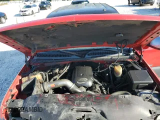 2002 Chevrolet Silverado 1500HD LT z VIN 1GCGK13UX2F163509, wystawiony jako Copart lot #73054424 z przebiegiem 438 736 mil mil oraz Szkoda całkowita • Salvage title. Historia ofert i sprzedaży dostępna na DreamBid. Obrazek 11.