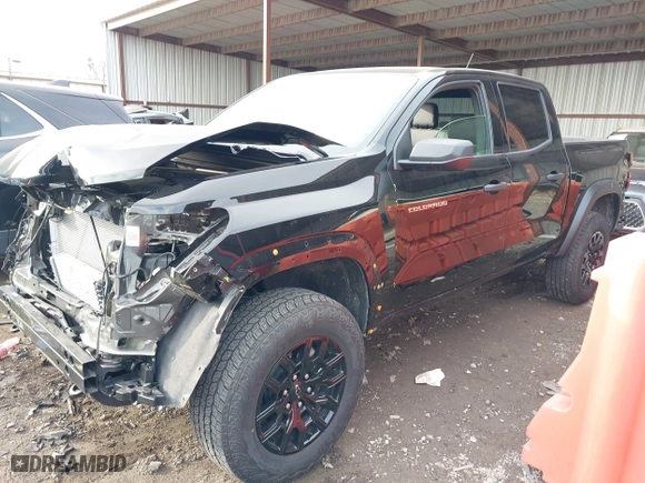 2024 Chevrolet Colorado 4WD Trail Boss with VIN 1GCPTEEK5R1138959, listed as a IAAI auction lot 41363463 with 5,514 mi miles. Bid and sale history available at carsss.com. Image 18.