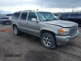 2001 GMC Yukon XL SLE with VIN 3GKFK16T01G280502, listed as a IAAI auction lot 42150712 with 229,093 mi miles. Bid and sale history available at carsss.com. Image 1.