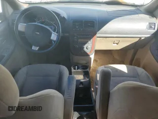 2008 Chevrolet Uplander LS with VIN 1GNDV23128D102673, listed as a Copart auction lot 47200705 with 174,938 mi miles and Salvage Title. Bid and sale history available at DreamBid. Image 8.