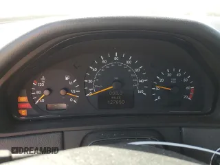 2000 Mercedes-Benz E-Class with VIN WDBJF65J4YB159268, listed as a Copart auction lot 50923115 with 127,650 mi miles and Salvage Title. Bid and sale history available at carsss.com. Image 9.
