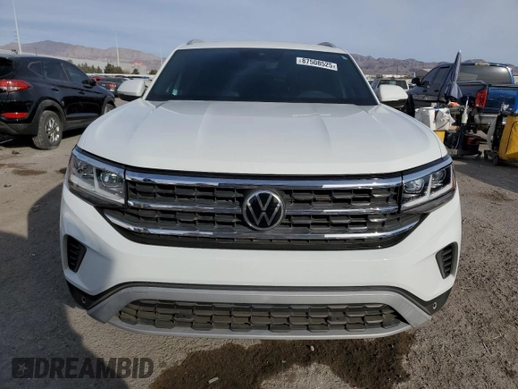 2021 Volkswagen Atlas SEL with VIN 1V2EE2CA2MC211159, listed as a Copart auction lot 87508525 with 44,127 mi miles and Salvage title. Bid and sale history available at DreamBid. Image 5.