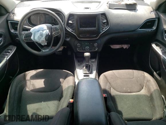 2019 Jeep Cherokee Latitude with VIN 1C4PJLCB2KD396146, listed as a Copart auction lot 56387665 with 134,142 mi miles and Clean title. Bid and sale history available at DreamBid. Image 8.