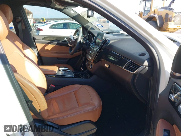 2019 Mercedes-Benz GLE 400 with VIN 4JGDA5GB3KB206029, listed as a IAAI auction lot 41279145 with 37,101 mi miles and . Bid and sale history available at DreamBid. Image 5.