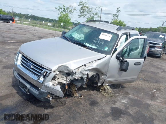 2008 Ford Explorer Sport Trac XLT with VIN 1FMEU51E28UA09011, listed as a IAAI auction lot 42104236 with 208,490 mi miles and . Bid and sale history available at DreamBid. Image 2.