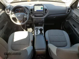 2024 Ford Bronco Sport Big Bend z VIN 3FMCR9B69RRE98331, wystawiony jako Copart lot #52256295 z przebiegiem 7 436 mil mil oraz Szkoda całkowita • Salvage title. Historia ofert i sprzedaży dostępna na DreamBid. Obrazek 8.