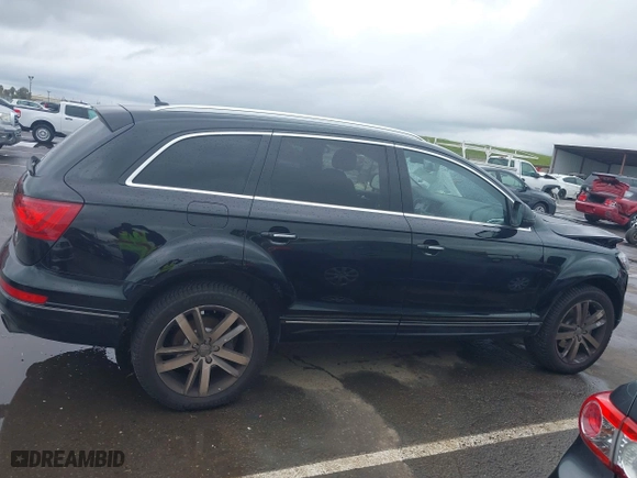 2015 Audi Q7 3.0T Premium Plus with VIN WA1LGAFE3FD024130, listed as a IAAI auction lot 41935105 with 1 mi miles. Bid and sale history available at carsss.com. Image 14.