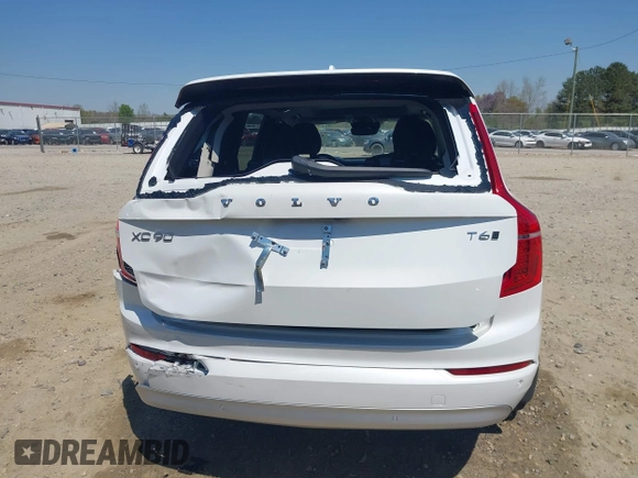 2022 Volvo XC90 Momentum with VIN YV4A22PK9N1797025, listed as a IAAI auction lot 41907883 with 32,482 mi miles and . Bid and sale history available at DreamBid. Image 16.