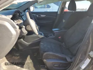 2014 Nissan Rogue S z VIN 5N1AT2MT9EC817027, wystawiony jako Copart lot #88221235 z przebiegiem Nie podano mil oraz Szkoda całkowita • Salvage title. Historia ofert i sprzedaży dostępna na DreamBid. Obrazek 7.