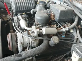 2000 Cadillac Escalade with VIN 1GYEK13R9YR122289, listed as a IAAI auction lot 42586757 with 241,346 mi miles and . Bid and sale history available at DreamBid. Image 12.