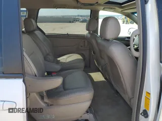 2005 Toyota Sienna XLE with VIN 5TDBA22C95S037691, listed as a Copart auction lot 54013205 with 155,209 mi miles and Salvage title. Bid and sale history available at DreamBid. Image 11.