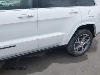 2018 Jeep Grand Cherokee Limited с VIN 1C4RJFBG5JC334106, выставлен на аукционе IAAI как лот 42057538 с пробегом 119 179 миль миль и . История ставок и продаж доступна на DreamBid. Изображение 6.