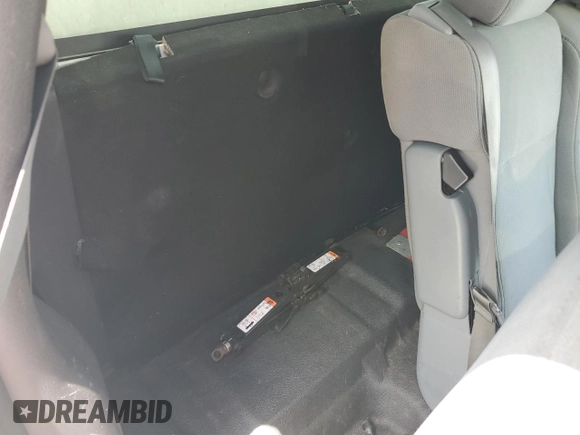 2013 Ford F-150 XL with VIN 1FTNF1CF5DKD70977, listed as a Copart auction lot 61922765 with 489,017 mi miles and Clean title. Bid and sale history available at DreamBid. Image 10.