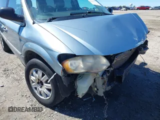 2005 Chrysler Town & Country Touring with VIN 2C4GP54L05R284612, listed as a IAAI auction lot 41839207 with 162,175 mi miles and . Bid and sale history available at DreamBid. Image 20.