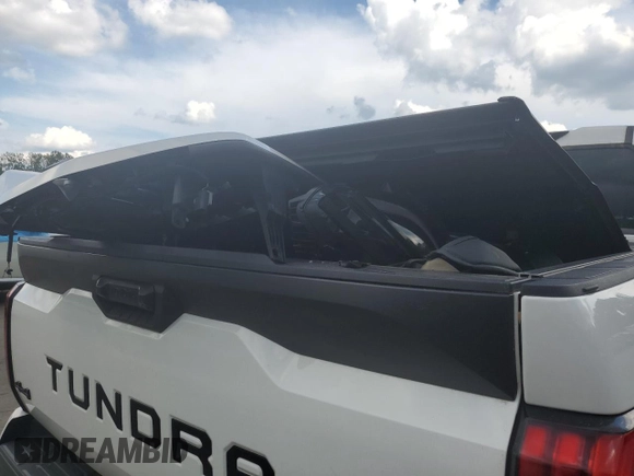 2022 Toyota Tundra SR5 with VIN 5TFLA5DB0NX041505, listed as a Copart auction lot 62826275 with 6,864 mi miles and Salvage title. Bid and sale history available at DreamBid. Image 12.