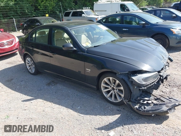 2011 BMW 3 Series 328i xDrive with VIN WBAPK7C55BA972180, listed as a IAAI auction lot 42566991 with 228,000 mi miles and . Bid and sale history available at DreamBid. Image 1.