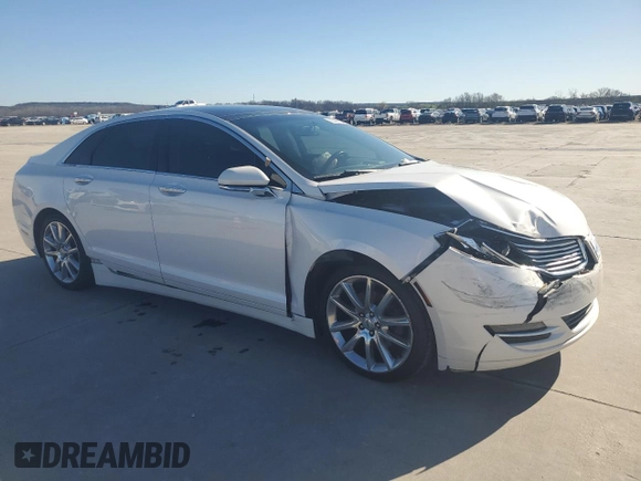 2016 Lincoln MKZ with VIN 3LN6L2GK2GR632038, listed as a Copart auction lot 86436164 with Not Provided miles and Salvage Title. Bid and sale history available at DreamBid. Image 4.