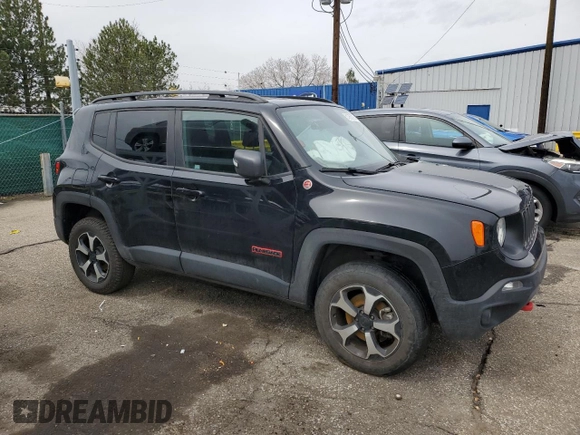 2020 Jeep Renegade Trailhawk z VIN ZACNJBC16LPM03446, wystawiony jako Copart lot #51258785 z przebiegiem 27 683 mil mil oraz Szkoda całkowita • Salvage title. Historia ofert i sprzedaży dostępna na DreamBid. Obrazek 4.