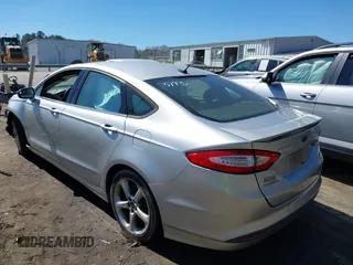2013 Ford Fusion SE with VIN 3FA6P0HR1DR295193, listed as a IAAI auction lot 41774818 with 184,252 mi miles. Bid and sale history available at carsss.com. Image 3.