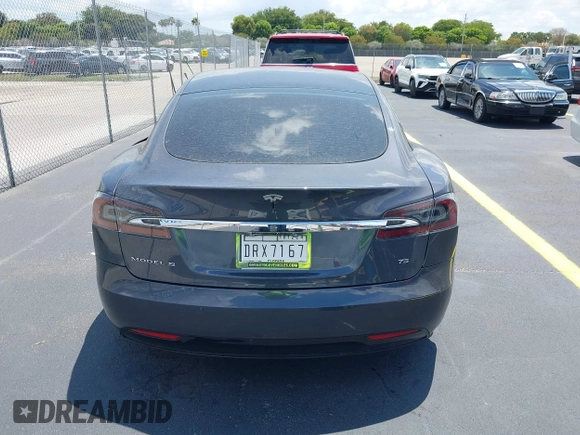 2017 Tesla Model S 60 с VIN 5YJSA1E10HF220006, выставлен на аукционе IAAI как лот 42190629 с пробегом 64 350 миль миль и . История ставок и продаж доступна на DreamBid. Изображение 16.
