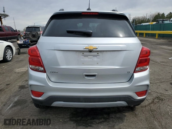 2020 Chevrolet Trax LT with VIN KL7CJLSB2LB009363, listed as a Copart auction lot 50605475 with 56,814 mi miles and Salvage Title. Bid and sale history available at DreamBid. Image 6.