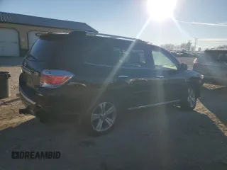 2011 Toyota Highlander Hybrid Limited with VIN JTEDC3EH0B2001564, listed as a Copart auction lot 82548214 with 0 mi miles and Salvage Title. Bid and sale history available at carsss.com. Image 3.