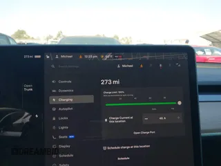 2022 Tesla Model Y Long Range z VIN 7SAYGDEE4NF522698, wystawiony jako IAAI lot #41287885 z przebiegiem 82 306 mil mil oraz . Historia ofert i sprzedaży dostępna na DreamBid. Obrazek 17.