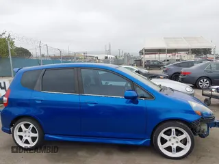 2008 Honda Fit Sport z VIN JHMGD38668S045956, wystawiony jako IAAI lot #42212813 z przebiegiem 186 014 mil mil oraz . Historia ofert i sprzedaży dostępna na DreamBid. Obrazek 14.