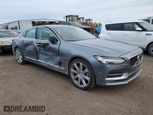 2018 Volvo S90 Inscription z VIN LVY992ML8JP038137, wystawiony jako Copart lot #84854314 z przebiegiem 90 050 mil mil oraz Szkoda całkowita • Salvage title. Historia ofert i sprzedaży dostępna na DreamBid. Obrazek 4.