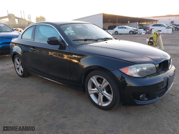 2013 BMW 1 Series 128i with VIN WBAUP9C53DVS95917, listed as a IAAI auction lot 41398338 with 52,160 mi miles. Bid and sale history available at carsss.com. Image 1.