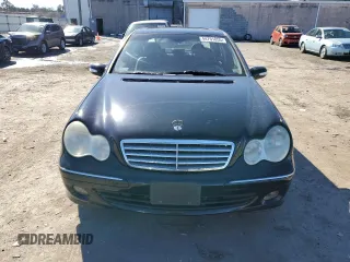 2005 Mercedes-Benz C 240 with VIN WDBRF81J45F603063, listed as a Copart auction lot 44751855 with 161,502 mi miles and Salvage Title. Bid and sale history available at DreamBid. Image 5.