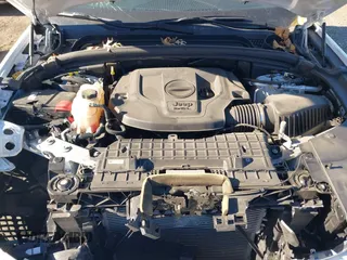 2023 Jeep Grand Cherokee Overland with VIN 1C4RJHDG3PC508742, listed as a IAAI auction lot 41250518 with 23,035 mi miles and . Bid and sale history available at DreamBid. Image 10.