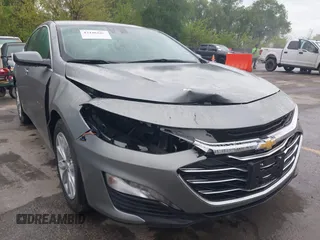 2025 Chevrolet Malibu LT with VIN 1G1ZD5ST0SF143698, listed as a IAAI auction lot 42106668 with 9,211 mi miles and . Bid and sale history available at DreamBid. Image 6.