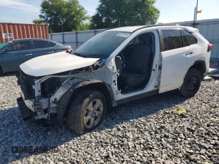 2022 Toyota RAV4 XLE with VIN 2T3W1RFV9NW215670, listed as a Copart auction lot 50312135 with 52,808 mi miles and Salvage Title. Bid and sale history available at carsss.com. Image 1.
