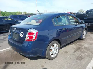 2008 Nissan Sentra S z VIN 3N1AB61E48L655758, wystawiony jako IAAI lot #42231990 z przebiegiem 124 276 mil mil oraz . Historia ofert i sprzedaży dostępna na DreamBid. Obrazek 4.