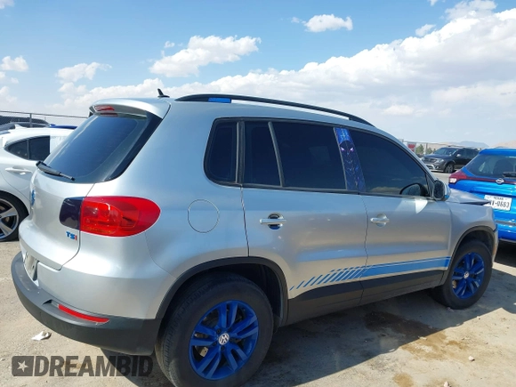 2016 Volkswagen Tiguan S with VIN WVGAV7AX9GW567790, listed as a IAAI auction lot 42352288 with 119,526 mi miles and . Bid and sale history available at DreamBid. Image 13.