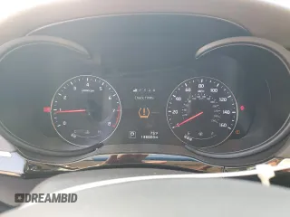 2015 Kia K900 Premium with VIN KNALU4D47F6024742, listed as a Copart auction lot 47054335 with 136,800 mi miles and Salvage Title. Bid and sale history available at carsss.com. Image 9.
