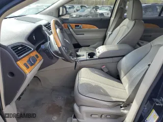 2011 Lincoln MKX with VIN 2LMDJ8JK5BBJ28605, listed as a Copart auction lot 46705075 with 129,972 mi miles and Salvage Title. Bid and sale history available at carsss.com. Image 7.