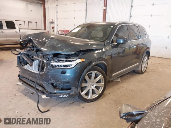 2018 Volvo XC90 Inscription with VIN YV4A22PLXJ1344826, listed as a IAAI auction lot 41663313 with 93,227 mi miles. Bid and sale history available at carsss.com. Image 17.