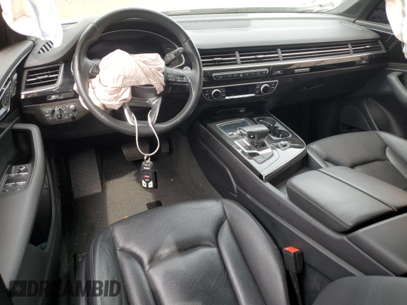 2019 Audi Q7 Prestige with VIN WA1VAAF76KD033457, listed as a Copart auction lot 58704735 with 57,297 mi miles and Salvage title. Bid and sale history available at DreamBid. Image 8.
