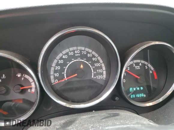 2011 Dodge Caliber Heat with VIN 1B3CB5HA0BD270389, listed as a Copart auction lot 45941625 with 201,600 mi miles and Salvage Title. Bid and sale history available at DreamBid. Image 9.