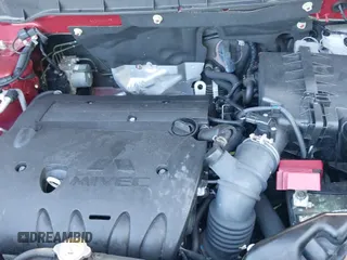 2022 Mitsubishi Outlander ES z VIN JA4ARUAU6NU009511, wystawiony jako IAAI lot #43099370 z przebiegiem 67 259 mil mil oraz . Historia ofert i sprzedaży dostępna na DreamBid. Obrazek 20.