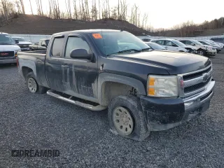 2010 Chevrolet Silverado 1500 LS with VIN 1GCSKREAXAZ161977, listed as a Copart auction lot 43327995 with Not Provided miles and Salvage Title. Bid and sale history available at DreamBid. Image 4.