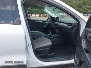 2022 Ford Escape SE z VIN 1FMCU0G66NUB82519, wystawiony jako IAAI lot #42444455 z przebiegiem 102 980 mil mil oraz . Historia ofert i sprzedaży dostępna na DreamBid. Obrazek 5.