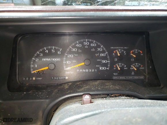1998 Chevrolet C/K 2500 with VIN 1GCGK24R9WZ270541, listed as a Copart auction lot 84566124 with 132,001 mi miles and Salvage Title. Bid and sale history available at carsss.com. Image 9.