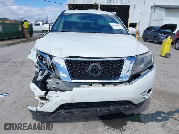 2014 Nissan Pathfinder SL with VIN 5N1AR2MM7EC730038, listed as a IAAI auction lot 41978849 with 150,816 mi miles. Bid and sale history available at carsss.com. Image 6.