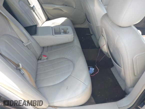 2009 Buick Lucerne CXL with VIN 1G4HD57M59U122626, listed as a IAAI auction lot 42004989 with 184,026 mi miles. Bid and sale history available at carsss.com. Image 8.